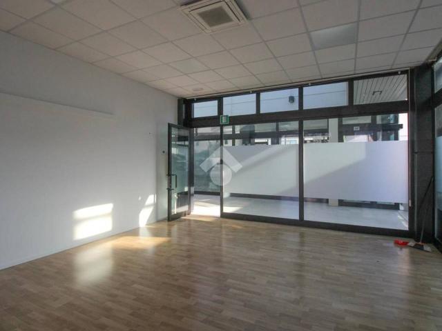 Ufficio in vendita a Unione dei comuni del Distretto Ceramico, Sassuolo