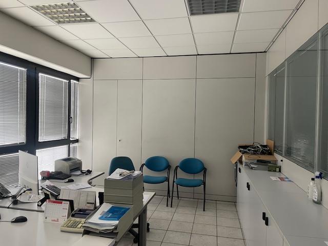 Ufficio in vendita a Unione dei comuni del Distretto Ceramico, Sassuolo
