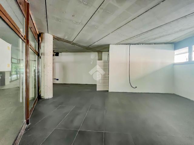 Ufficio in vendita a Unione dei comuni del Distretto Ceramico, Sassuolo