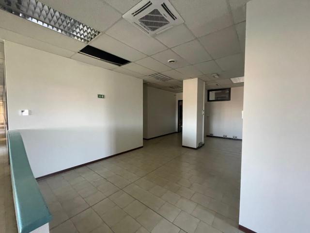 Ufficio in vendita a Unione dei comuni del Distretto Ceramico, Sassuolo