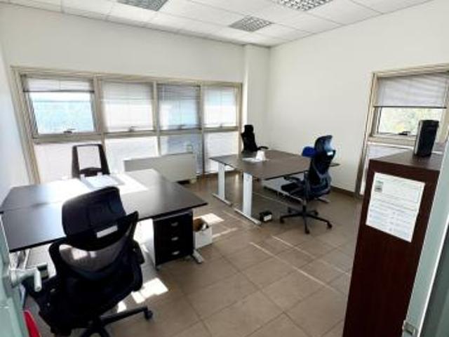 Locale Commerciale in vendita a Savignano Sul Rubicone, Reggio Emilia