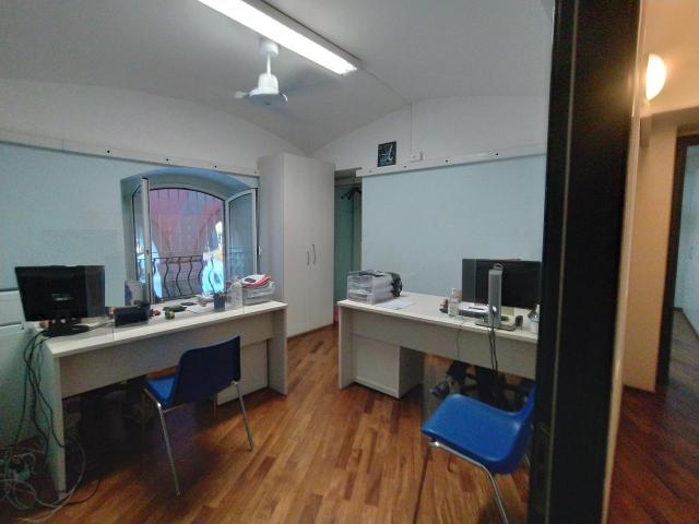 Ufficio in vendita a Villetta, Albisola Capo