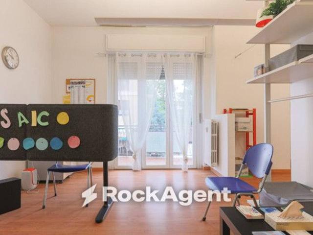 Ufficio in vendita a Rovagnasco, Segrate