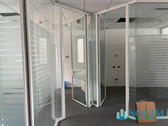 Ufficio in vendita a Redecesio, Segrate