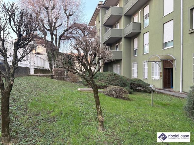 Ufficio in vendita a Santa Valeria, Seregno