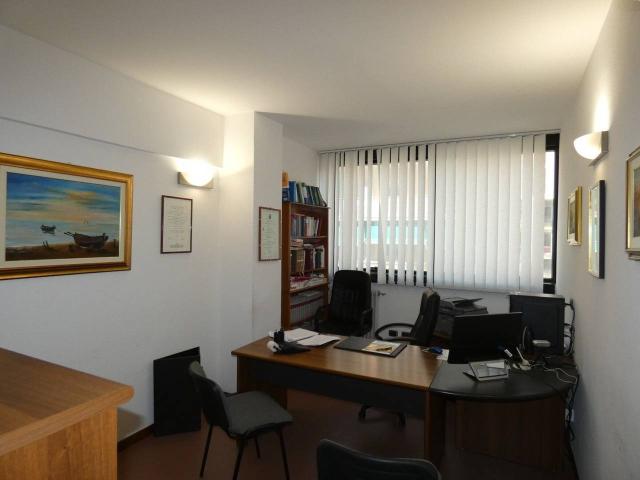 Ufficio in vendita a Sestri Levante, Liguria
