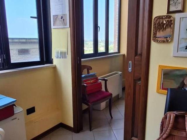 Ufficio in vendita a Contrada della Selva, Siena
