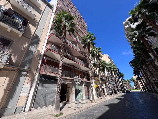 Ufficio in vendita a Puglia, Taranto