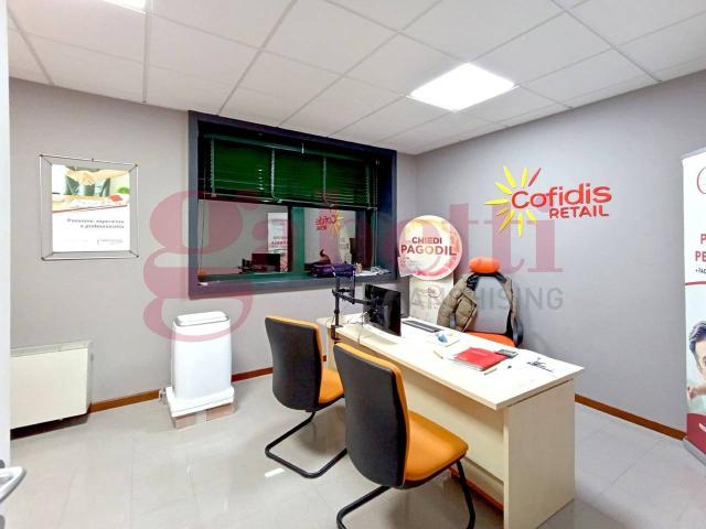 Ufficio in vendita a Telese Terme, Campania
