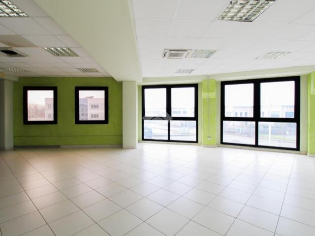 Ufficio in vendita a Torbole Casaglia, Lombardia