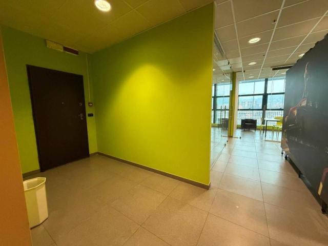 Ufficio in vendita a Circoscrizione 7, Piemonte