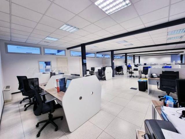 Ufficio in vendita a Circoscrizione 7, Piemonte