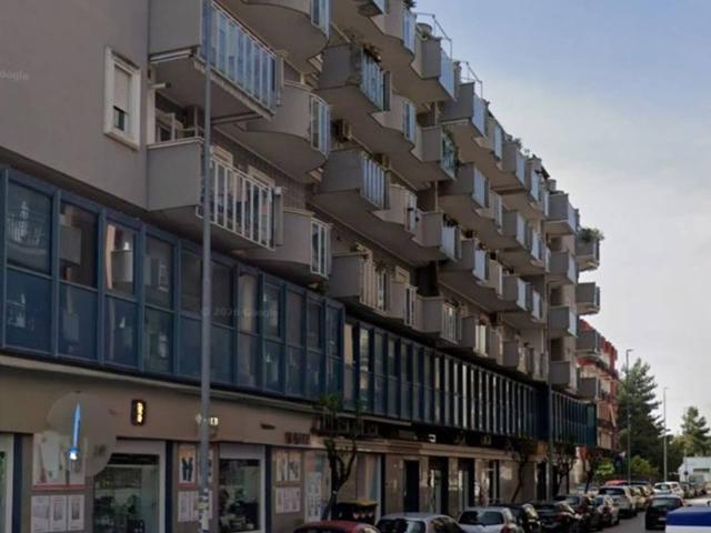 Ufficio in vendita a Puglia, Barletta-andria-trani