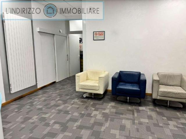 Ufficio in vendita a Sant'Ambrogio, Trebaseleghe
