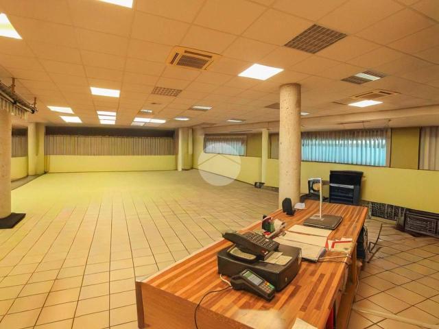 Ufficio in vendita a Treviglio, Lombardia