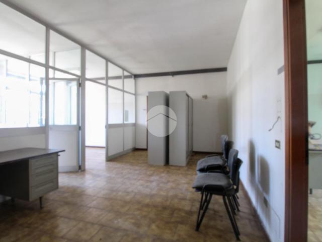 Ufficio in vendita a Treviglio, Lombardia