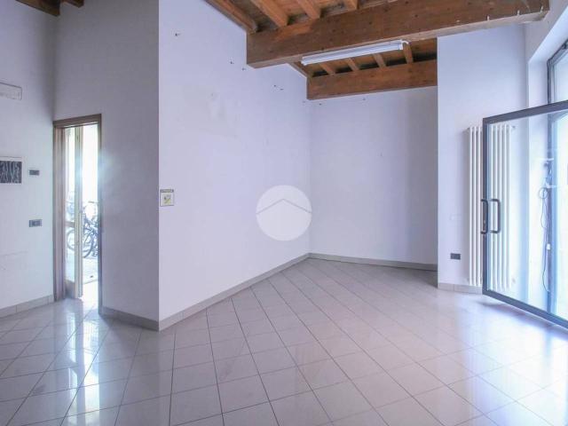 Ufficio in vendita a Treviglio, Lombardia