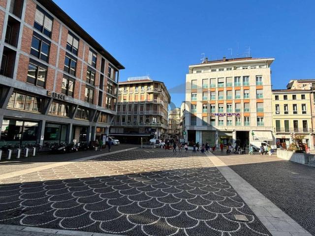 Ufficio in vendita a San Zeno, Treviso