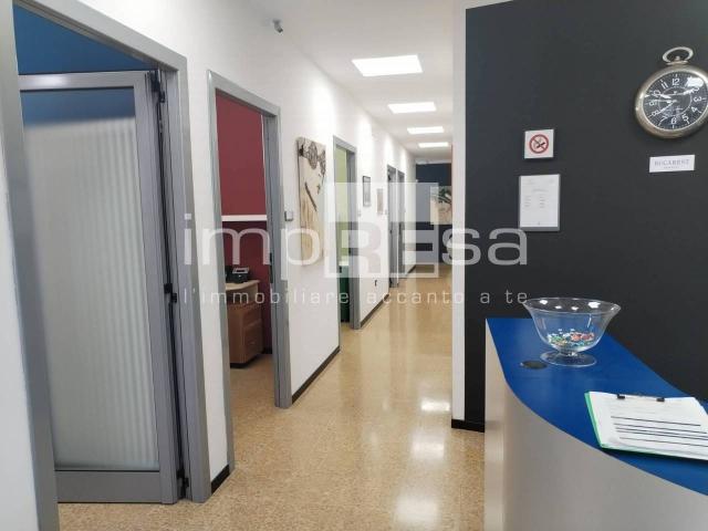 Ufficio in vendita a Selvana, Treviso