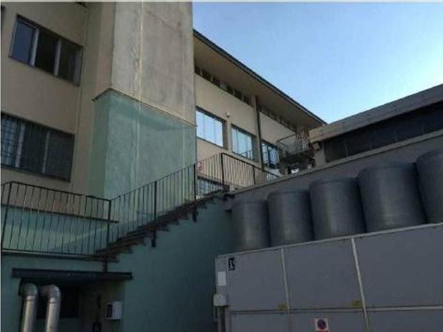 Ufficio in vendita a Trezzano Sul Naviglio, Lombardia