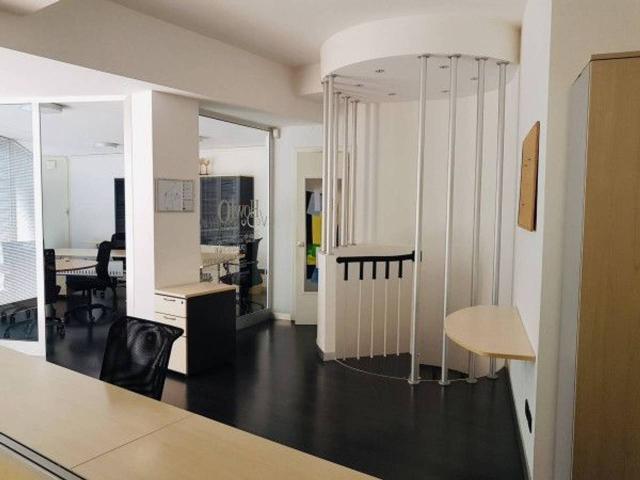 Ufficio in vendita a Borgo Poscolle, Reana Del Roiale