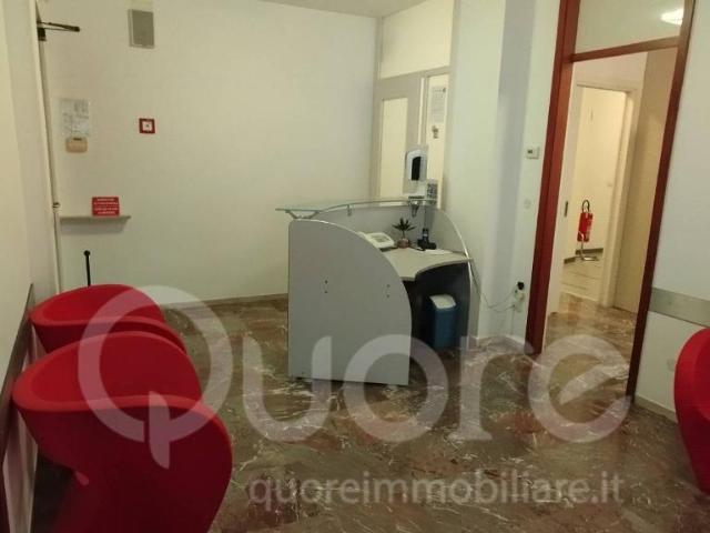 Ufficio in vendita a Borgo Aquileia, Reana Del Roiale