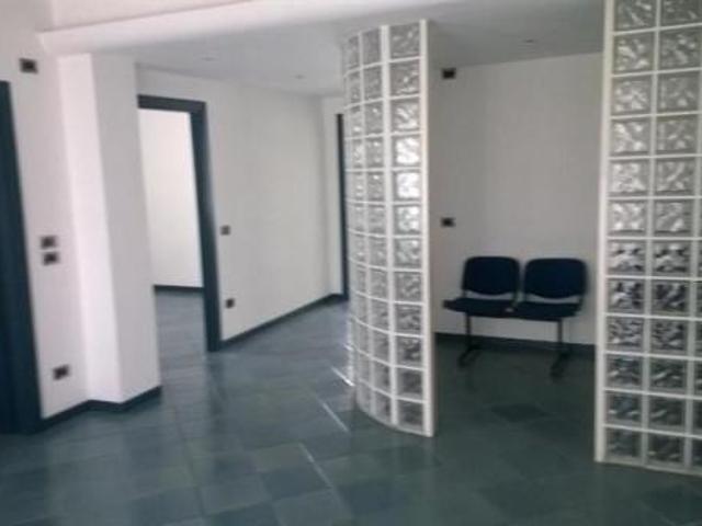 Ufficio in vendita a Borgo Pracchiuso, Reana Del Roiale