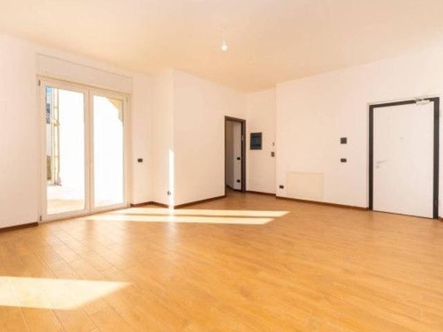 Ufficio in vendita a Fontanile, Piemonte