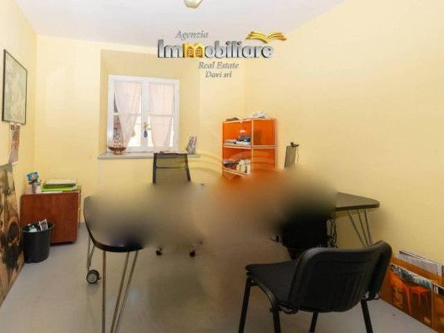 Ufficio in vendita a Piemonte, Alessandria
