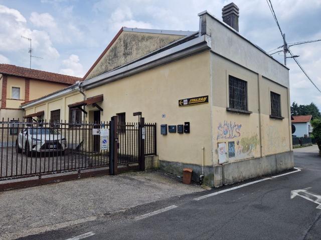 Ufficio in vendita a Venegono Superiore, Lombardia