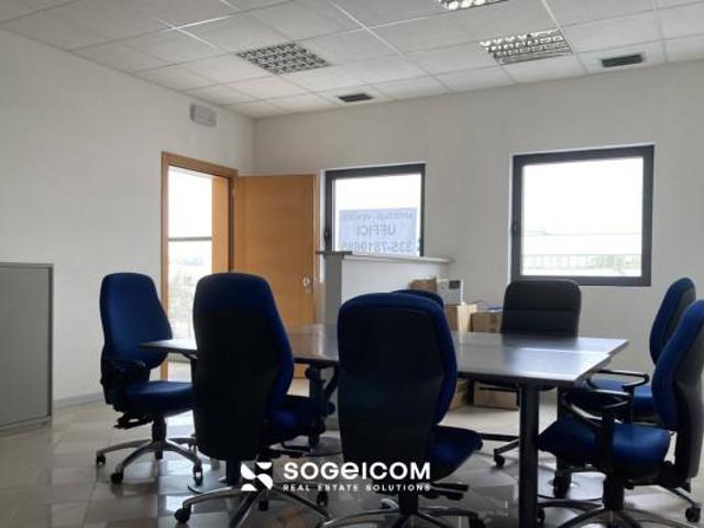 Ufficio in vendita a Marghera, Venezia