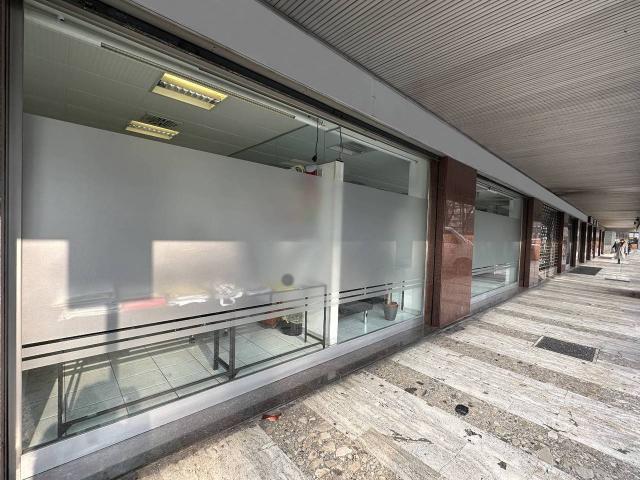 Ufficio in vendita a Mestre-Carpenedo, Venezia