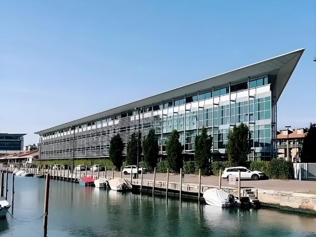 Ufficio in vendita a Mestre-Carpenedo, Venezia