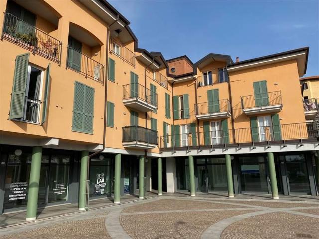 Ufficio in vendita a Sesona, Vergiate