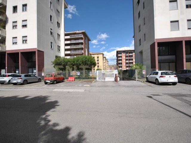 Ufficio in vendita a Ovest, Brenzone