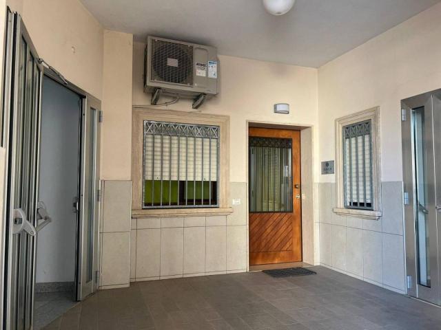 Ufficio in vendita a Calabria, Vibo Valentia