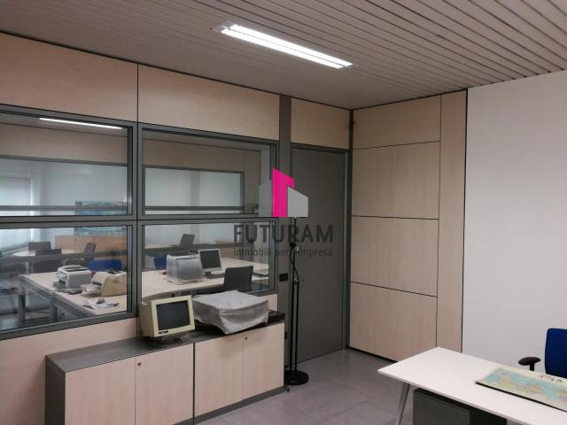 Ufficio in vendita a Vicenza, Veneto