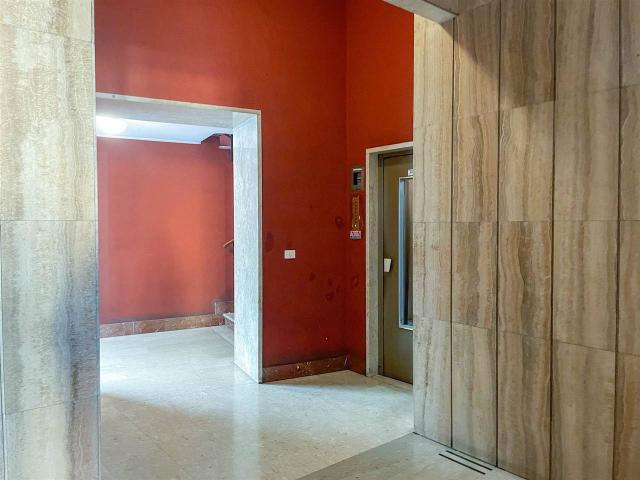 Ufficio in vendita a Vigevano, Pavia