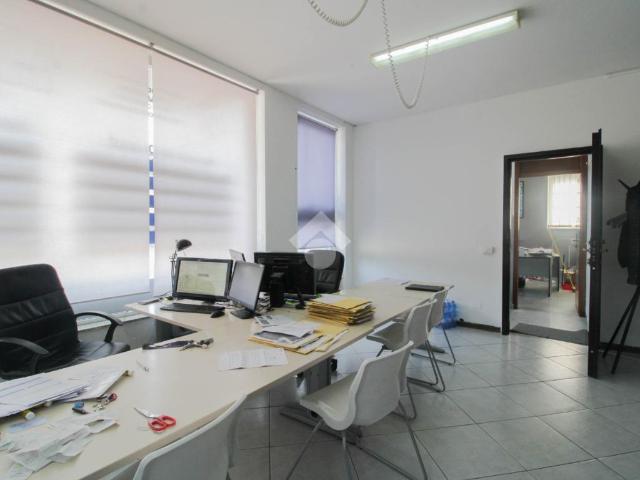 Ufficio in vendita a Vignate, Lombardia