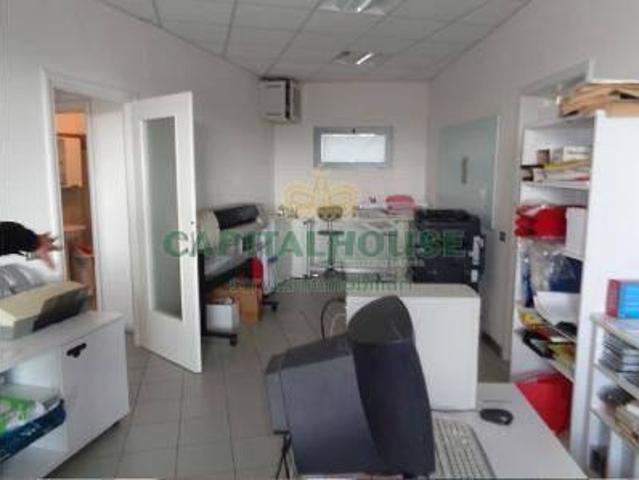 Ufficio in vendita a Unione di comuni Terre di Castelli, Vignola