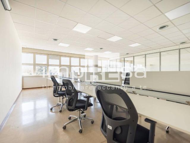 Ufficio in vendita a Villorba, Carità