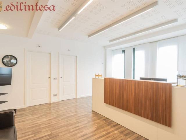 Ufficio in vendita a Torri Bianche, Vimercate