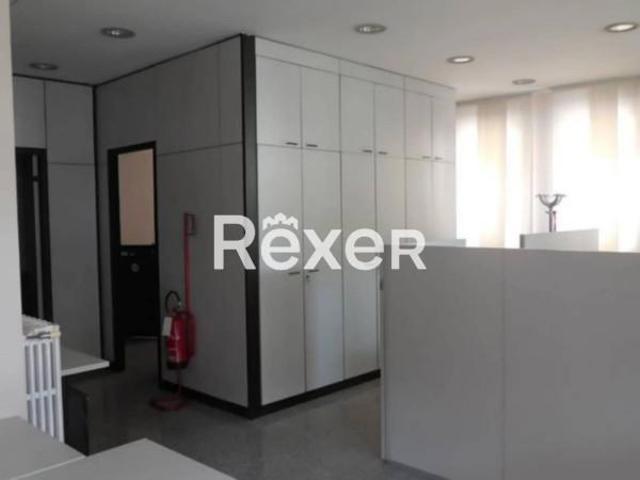 Ufficio in vendita a Oldaniga, Vimercate