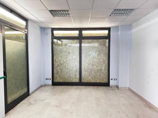 Ufficio in vendita a Pilastro, Viterbo