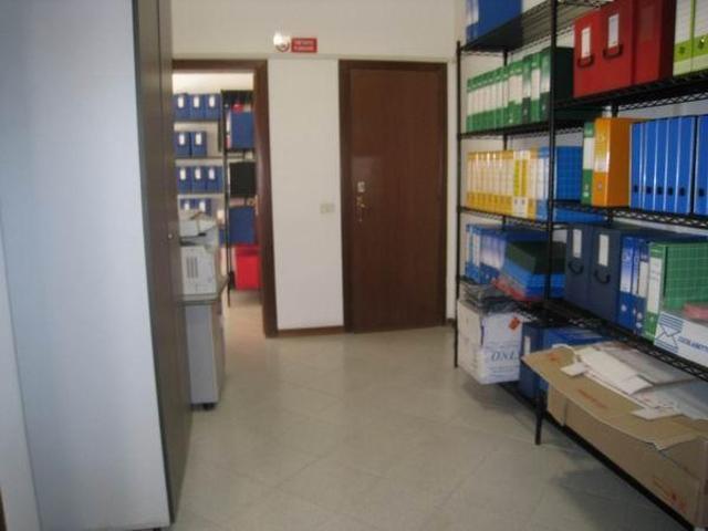Ufficio in vendita a Villanova, Viterbo