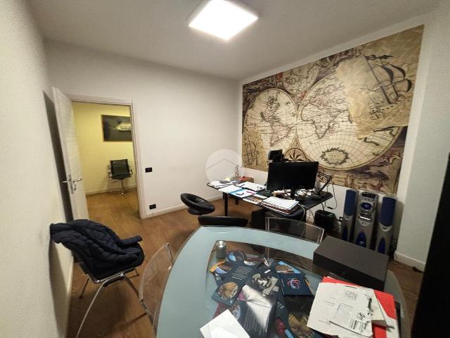 Ufficio in vendita a Villanova, Viterbo
