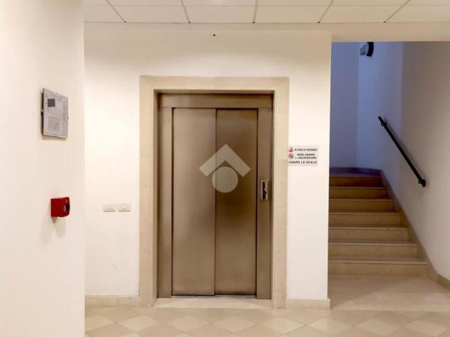 Ufficio in vendita a Volpago Del Montello, Veneto