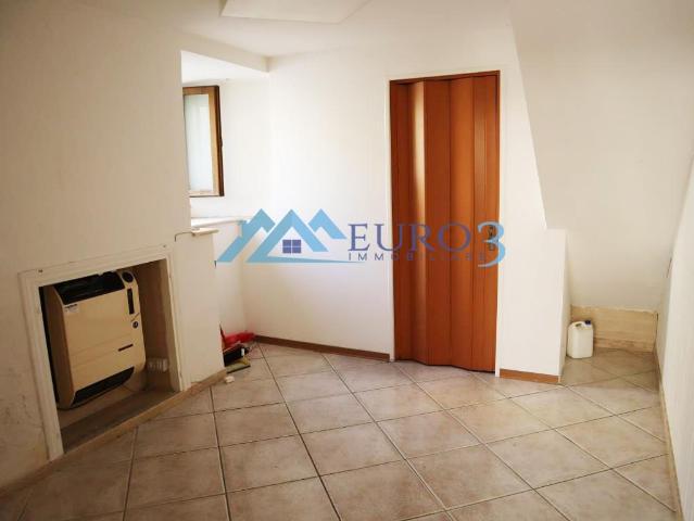 Ufficio in vendita a Marche, Ascoli Piceno