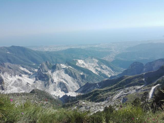 Ufficio in vendita a Marina di Carrara, Carrara