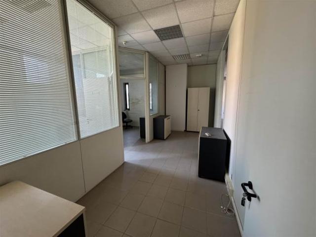Ufficio in vendita a San Giuliano Terme, Toscana